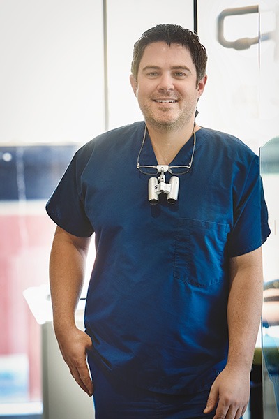 Dr. Ryan Keyes - Prosthodontist | Key Prosthodontics | Calgary and Surrounding Area | Prosthodontic Specialist